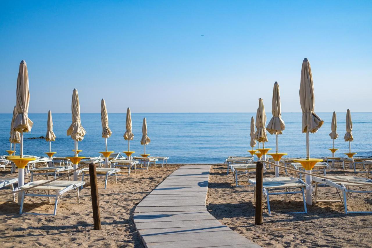 Torre Guaceto Greenblu Resort Specchiolla Exterior foto